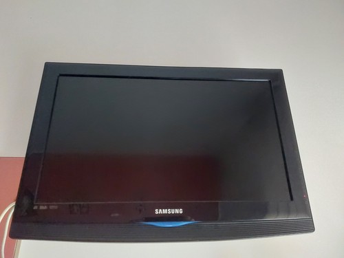 Pollici samsung - 26,